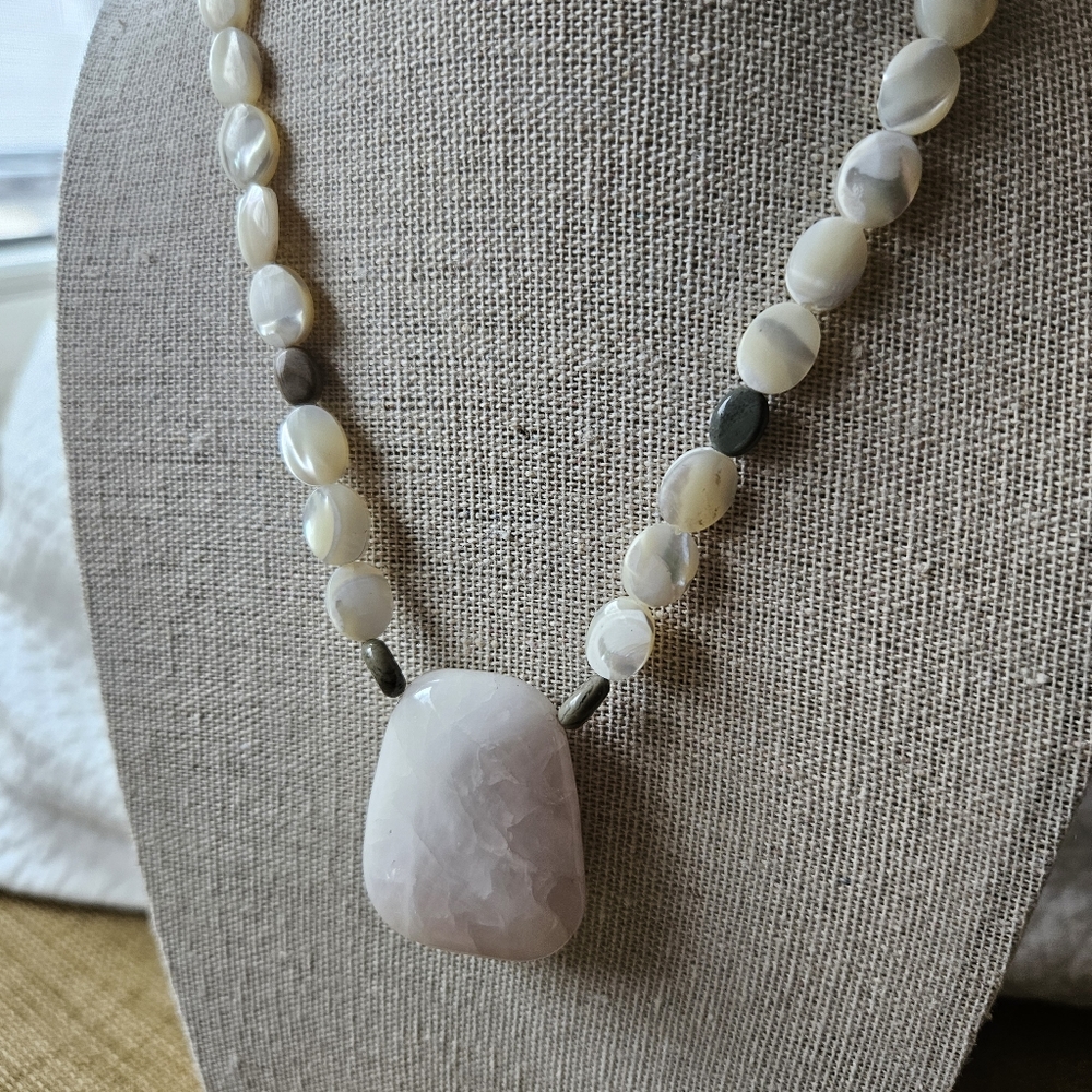 Rose Quartz Mother Of Pearl Vintage Necklace
